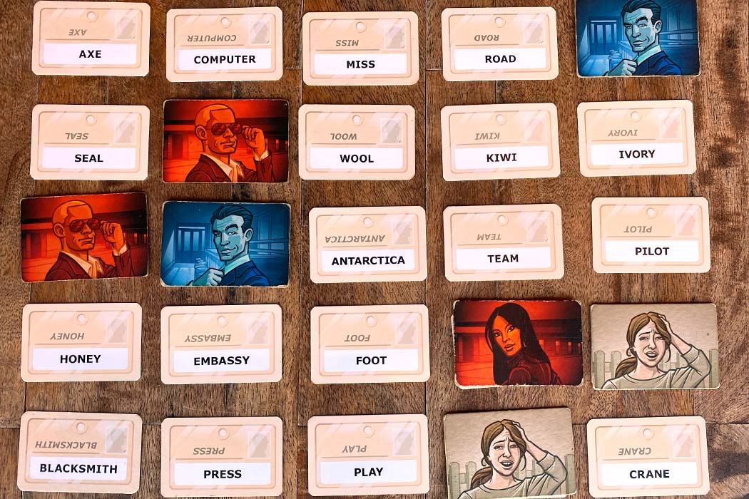 Codenames Pictures Card Game 